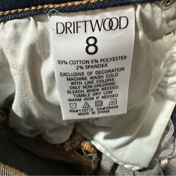Driftwood “Kelly” Embroidered Bootcut Jeans – Size 8 – Inseam 31 - Picture 12 of 12